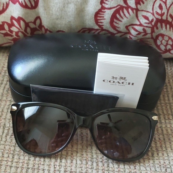 Coach Accessories - 🐢Coaches Sunglasses.🐢